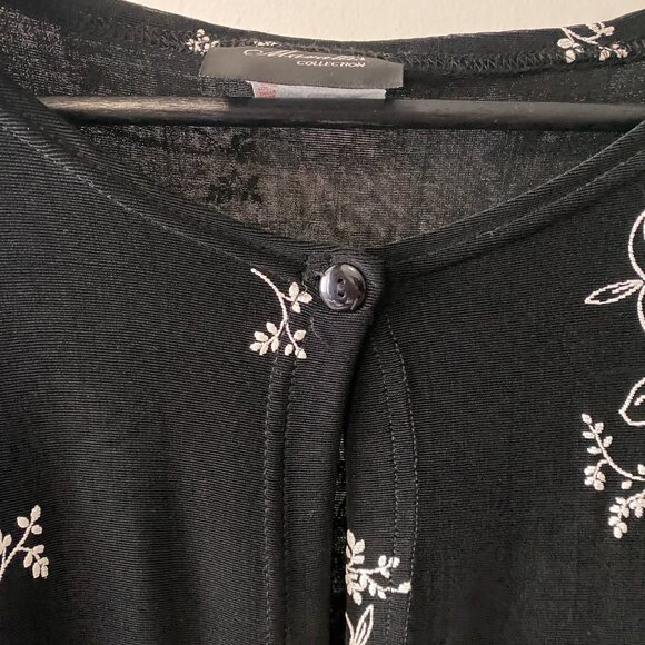 Marallis Collection Black White Embossed Floral Pattern One Button Cardigan - Picture 14 of 14